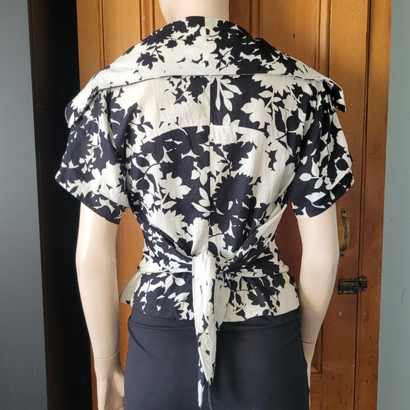 Vintage Linen Blazer - Picture 9 of 11